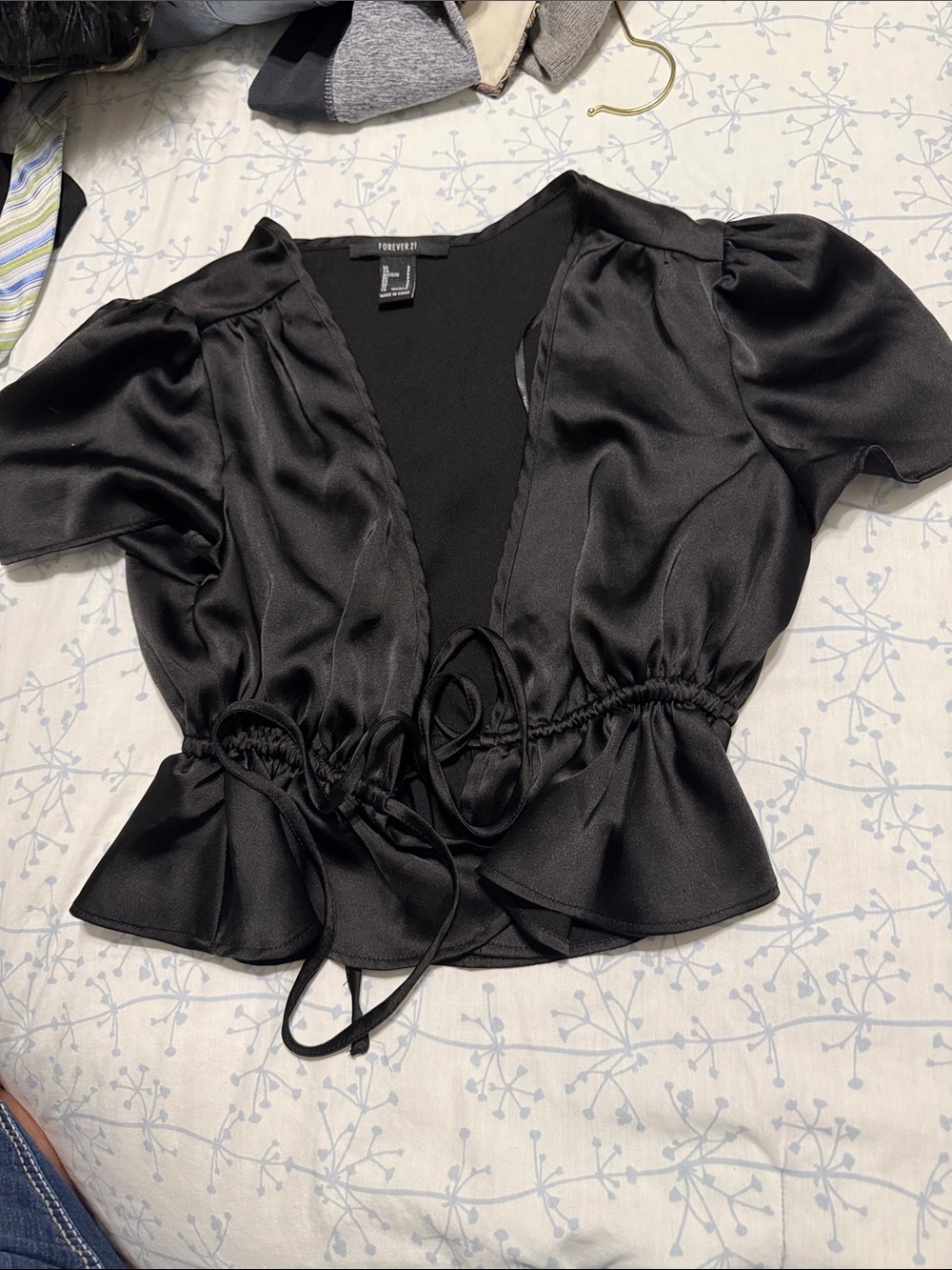 Forever 21 Black Satin Tie-Waist Peplum Crop Top